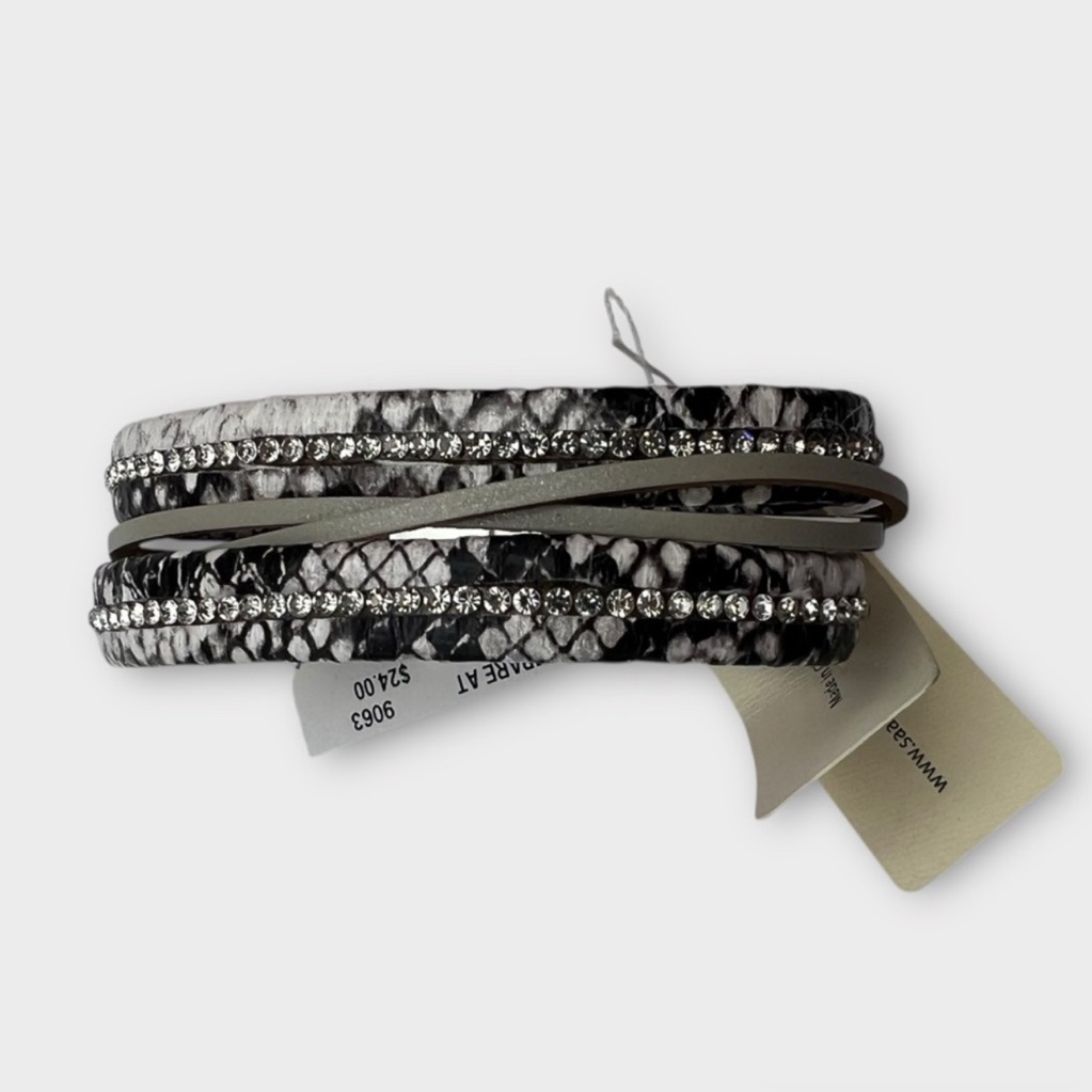 Nwt! Saachi Magnetic Cuff Bracelet